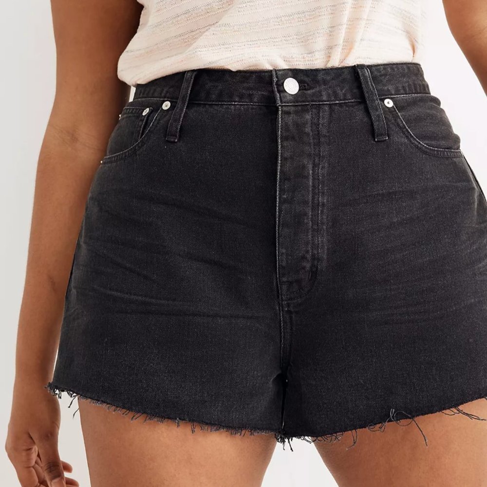 ⚡️ Madewell The Dadjean Short in Lunar Wash Size 24